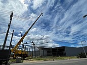 竹北農地「長」出千坪鐵皮廠房　還趁國慶連假趕工違建