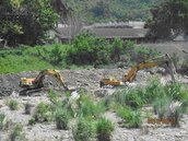 康芮颱風威脅提高　水利局搶修霧峰乾溪堤防