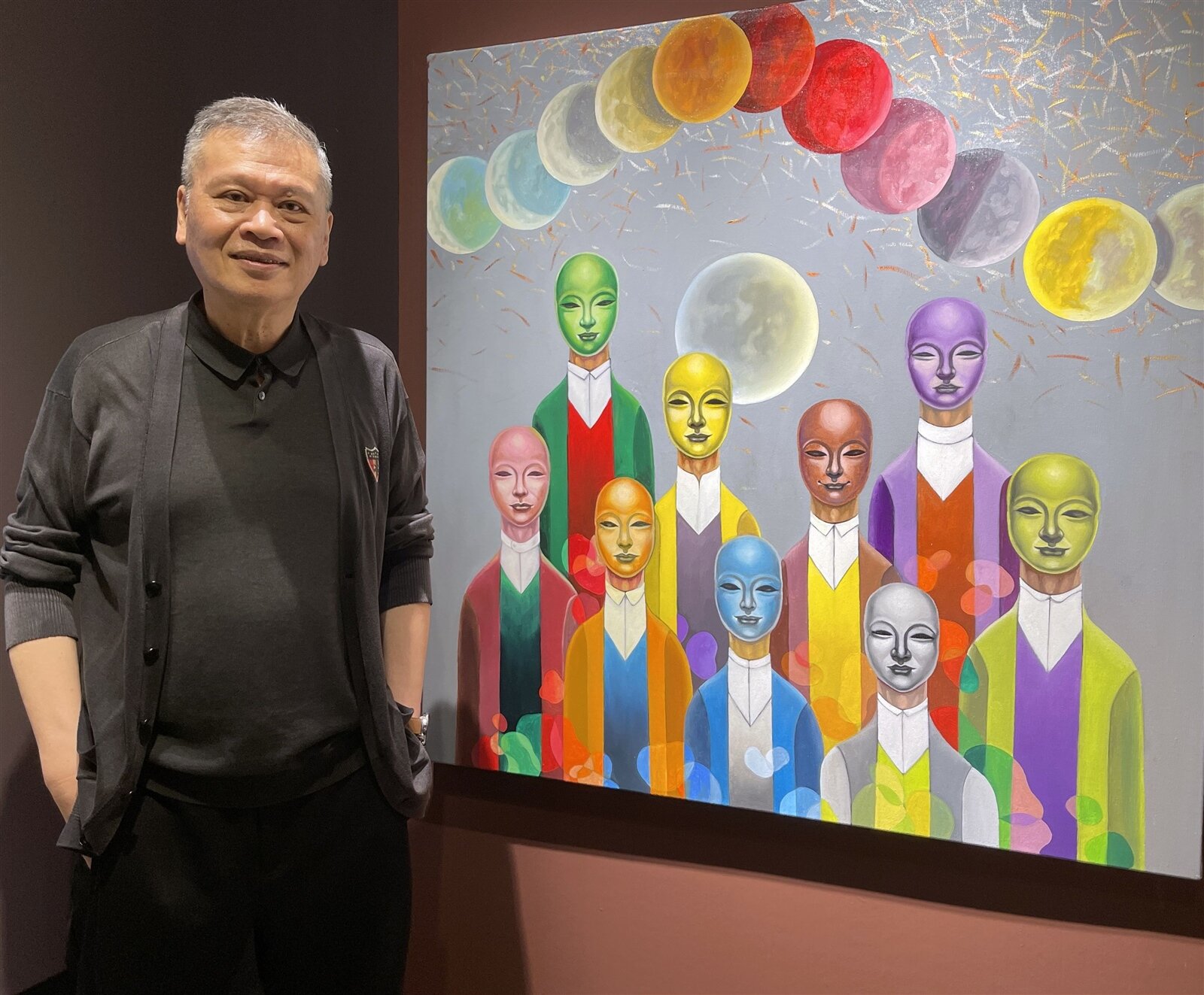 年逾七旬的京城建設前總經理劉朝森，斜槓成為業餘畫家，他畫歲月，畫眾生百相，笑稱重拾回創作靈魂。記者王昭月／攝影 