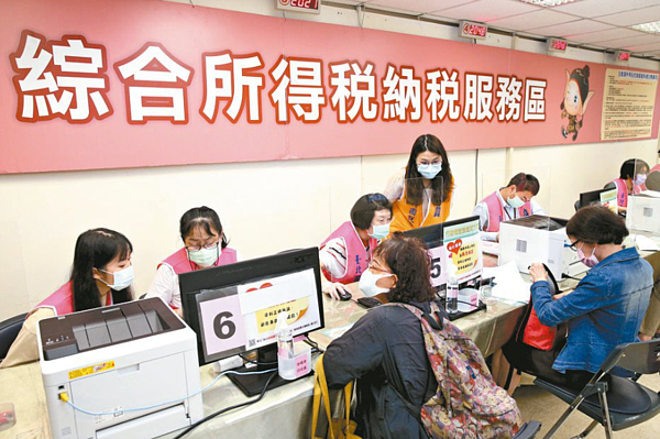 5月報稅將到來，內政部營建署提醒，已加入社會住宅包租代管計畫的房東有免稅優惠。（聯合報系資料庫）