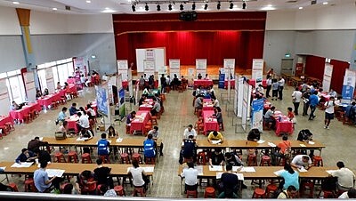 台中大里5月6日徵才。圖/台中市勞工局提供