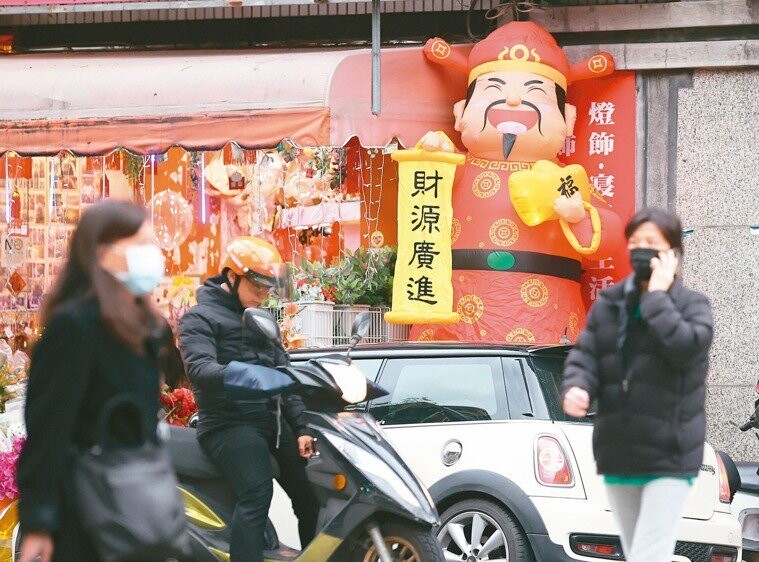 明天是武財神生日，從事仲介、保險、業務、服務業、八大行業等去求財開運特別靈驗。圖／本報資料照 