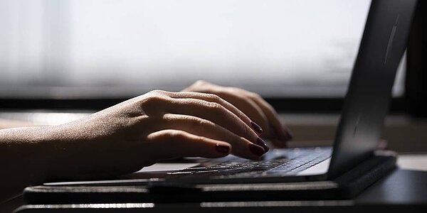 業者認為,電信、有線電視與OTT業者合作的新競合時代來臨。圖/中時報資料照片