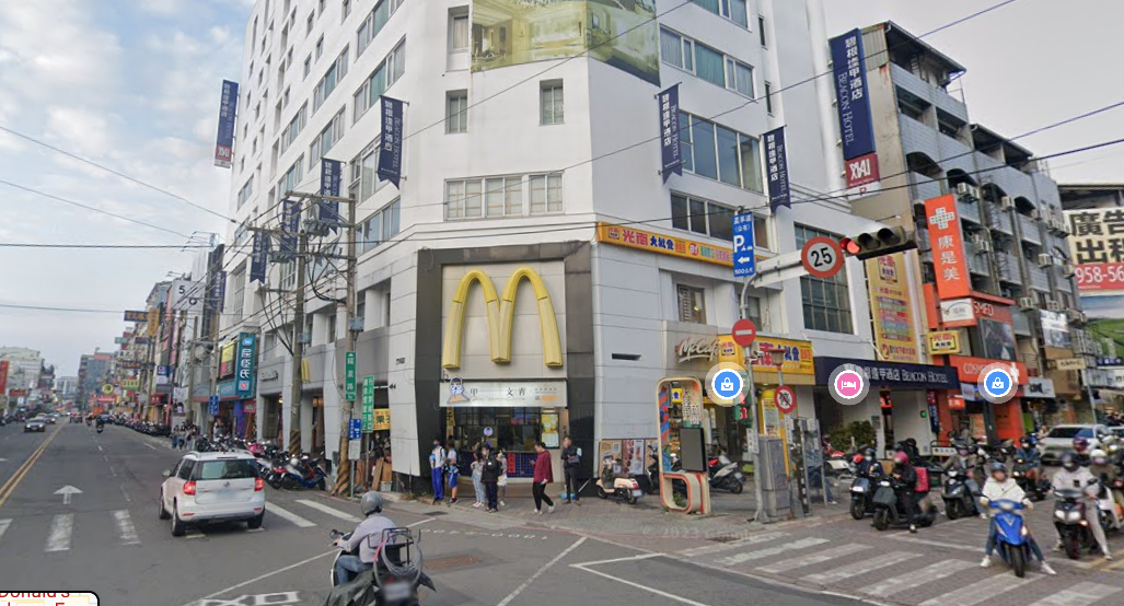 逢甲商圈的這家麥當勞門時可是在地台中人的地標。圖／截自Google Maps