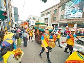 陣頭比往年多3倍　民眾喜迎彰化媽回鑾