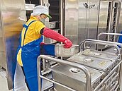 北市逾18校營養午餐價漲　議員爭補助