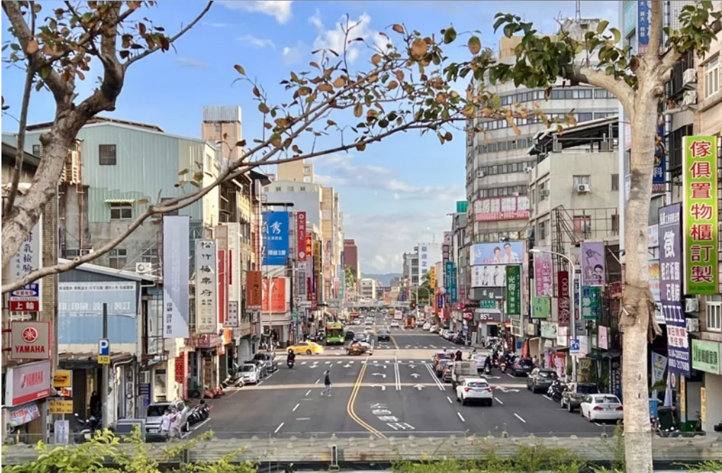老建物坐落於生活機能完善的成熟商圈,對部分購屋人仍具吸引力。圖/鄉林不動產研究室提供