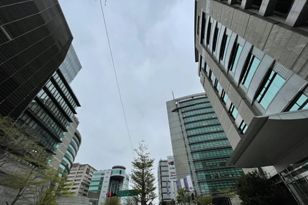 內湖商辦單價是精華區半價。圖/台灣房屋提供