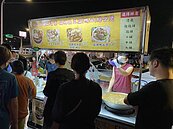 鳳鳴夜市沒申請　開5天遭勒令停業