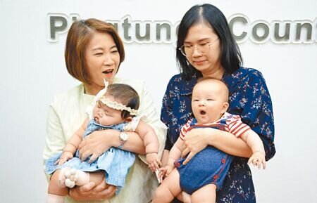 屏縣府宣布將發放每胎2萬元生育津貼,盼能提高生育率。(林和生攝)