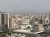 「孝子」愈來愈難！專家：贊助買房得搭上棺材本