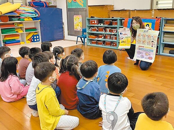 少子化已是趨勢，花蓮縣教育處重啟評估裁併小校的可能，圖為示意圖，非整併學校。圖／花蓮縣政府提供
