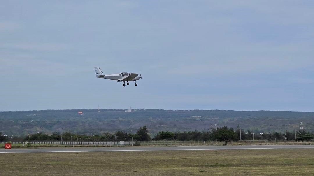 今(13)日恆春航空站先行舉辦3D鐵人體驗嘉年華暖身活動。圖/屏東縣政府提供