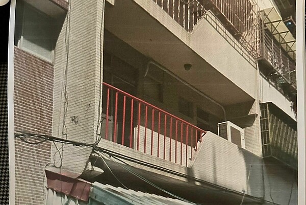 新北W姓夫妻向本刊《CNEWS匯流新聞網》爆料,109年他們委託信義房屋賣房,成交僅快半年,該房又被信義房屋轉售,兩次交易價差高達49%。