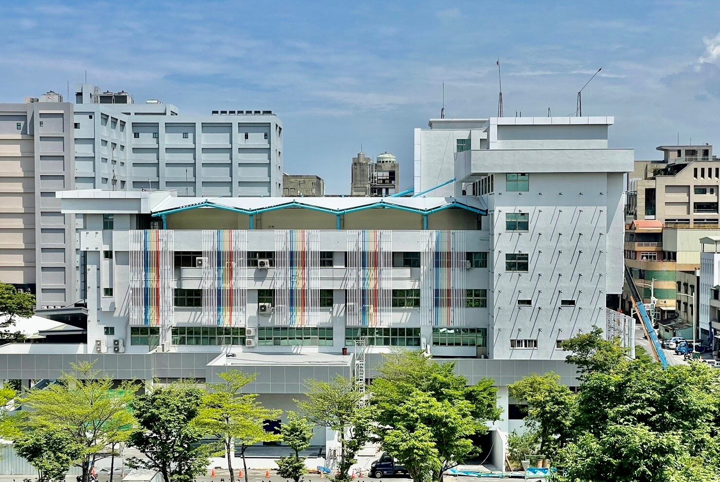 前鎮漁港漁民服務中心建物東側。圖/高雄市政府海洋局