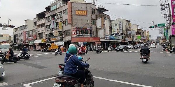 因應北外環三期通車,安南醫院週邊路廊時制重整減少塞車。圖/台南市交通局提供