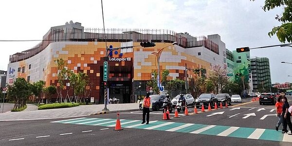 台中指標型商場、商圈成為周邊房市的造浪者。圖/中國時報系資料照片