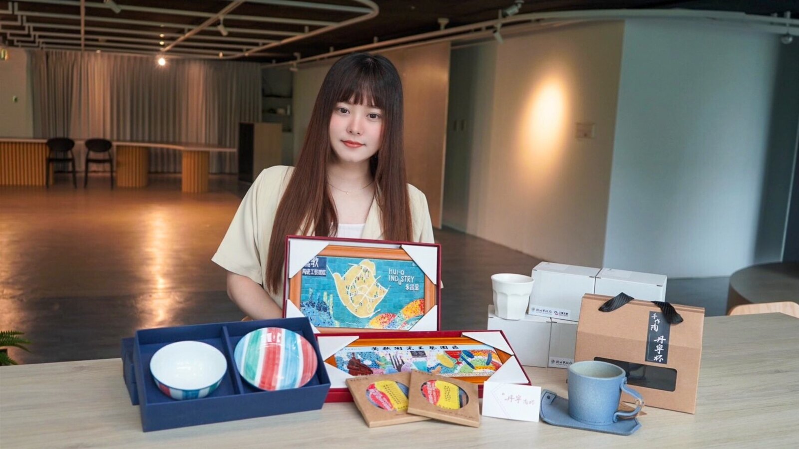 5月底前民眾只要到指定景點拍照,並且在「來趣新北金發局臉書」活動貼文下方留言分享照片,就可以參加限量抽獎活動。圖/新北市政府經濟發展局提供