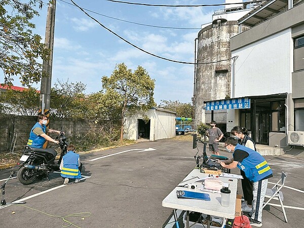 桃園市府6月啟動「靜桃計畫」大執法，為了解決改裝車噪音問題，桃園市政府向中央建議修法，希望提高罰則。圖／桃園市環保局提供