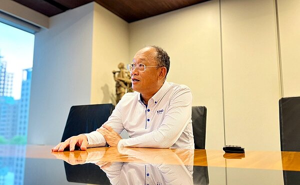 永陞建設總經理邱更久表示,2008年的一樁不動產買賣,牽起了永陞建設與工研酢家族的互信及一定交情,也孕育出現在位於忠孝新生捷運站3號出口旁、「永陞韶華」這個危老重建案。圖/永陞建設提供