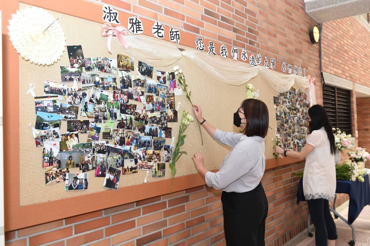 興富發施工大樓日前工安意外，吊車吊臂掉落砸中台中捷運，1死10傷。死者是靜宜大學法律系助理教授林淑雅，校方日前舉辦「林淑雅老師追思會」。記者游振昇／攝影 