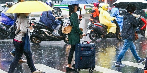 豪雨。圖/粘耿豪
