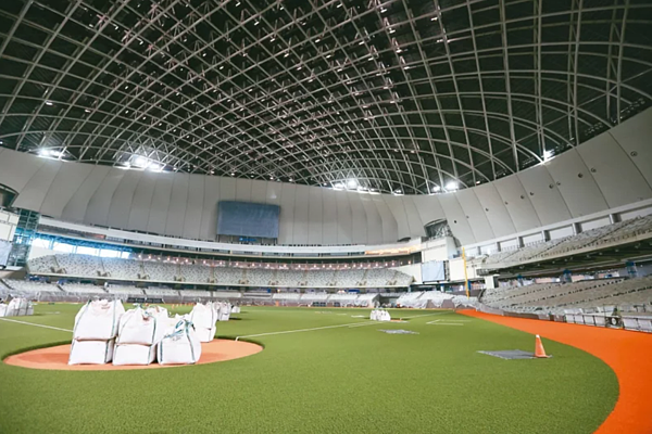 北市交通局的大巨蛋營運交通規畫,開幕前將辦2次大型活動試營運,人潮規模不超過1.5萬人。聯合報資料照片