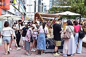 台北夏天很CHILL　「大稻埕夏日節」煙火週週綻放