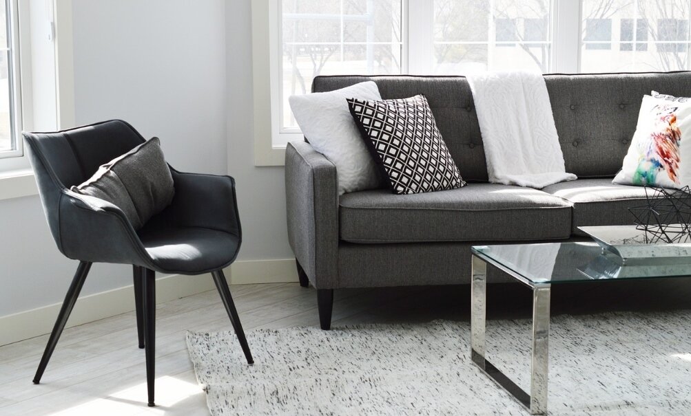 ▼原PO不滿二姊住新房，自己卻只有一間凶宅，還賣不到好價格。（示意圖／pixabay）