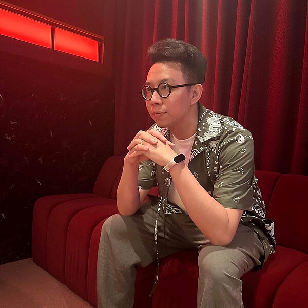常做夢要小心?2種房「聚陰」恐怪事纏身 命理大師勸:快搬走 命理大師簡少年日前受邀上節目《新聞挖挖哇》,建議觀眾不要住2類房子。圖/截自簡少年臉書