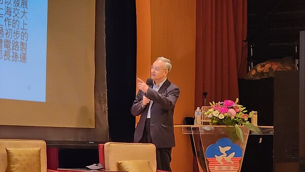 「回顧1949:遷台外省族群對台灣的犧牲與貢獻」座談會照片