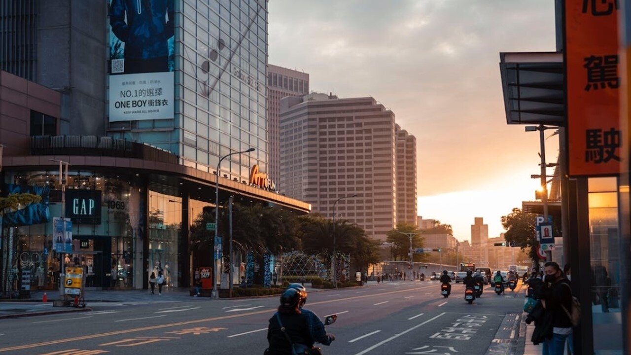 內政部消防署說明,此次修法後「營業場所」不會再給予限期改善,只要檢查發現缺失就直接開罰。(示意圖/pexels)