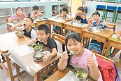 新北59校擬漲營養午餐　新學年開始調5元