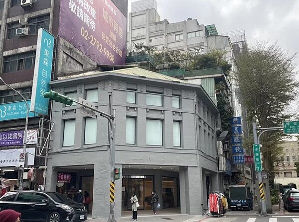 中正區博愛路132號被文化局有文資潛力,11月公告為暫定古蹟,經文資委員投票該建物登錄為歷史建築。圖/文化局提供