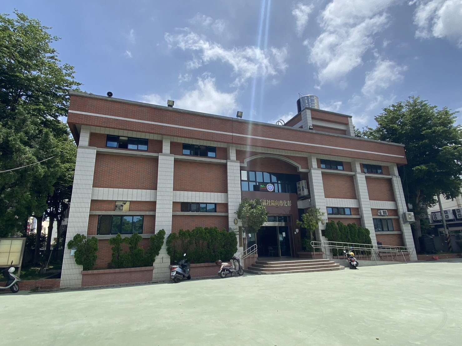 彰化市向陽社區活動中心計畫改建向陽長照樂活館,但彰化市代會審查出具用地取得同意書案時,因多位市代質疑,最後由市公所自行撤案。記者劉明岩/攝影