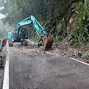 瑪娃颱風外圍環流大雨　復興台7線2處落石崩塌