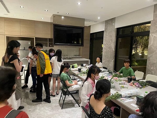 遠雄百富社區母親節花藝活動