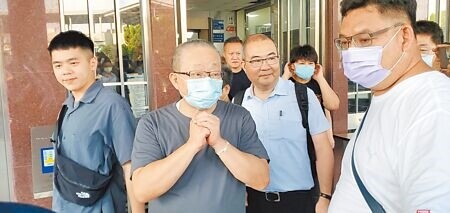 雲林縣議長沈宗隆被羈押2個半月，2日獲300萬元交保。（周麗蘭攝）