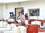 截水溝失靈　釀新竹棒球場室內淹水