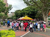 關渡里母親節活動　里民熱情參與