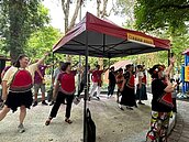 安泰里歡慶母親節活動　憑發票換禮物還能做公益