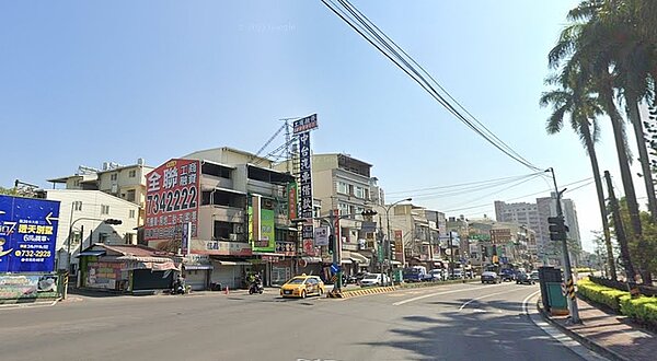 屏東老公寓近四年漲幅達4成多,單價從不到10萬元漲到10多萬,民眾購屋難度更升高。圖/google map