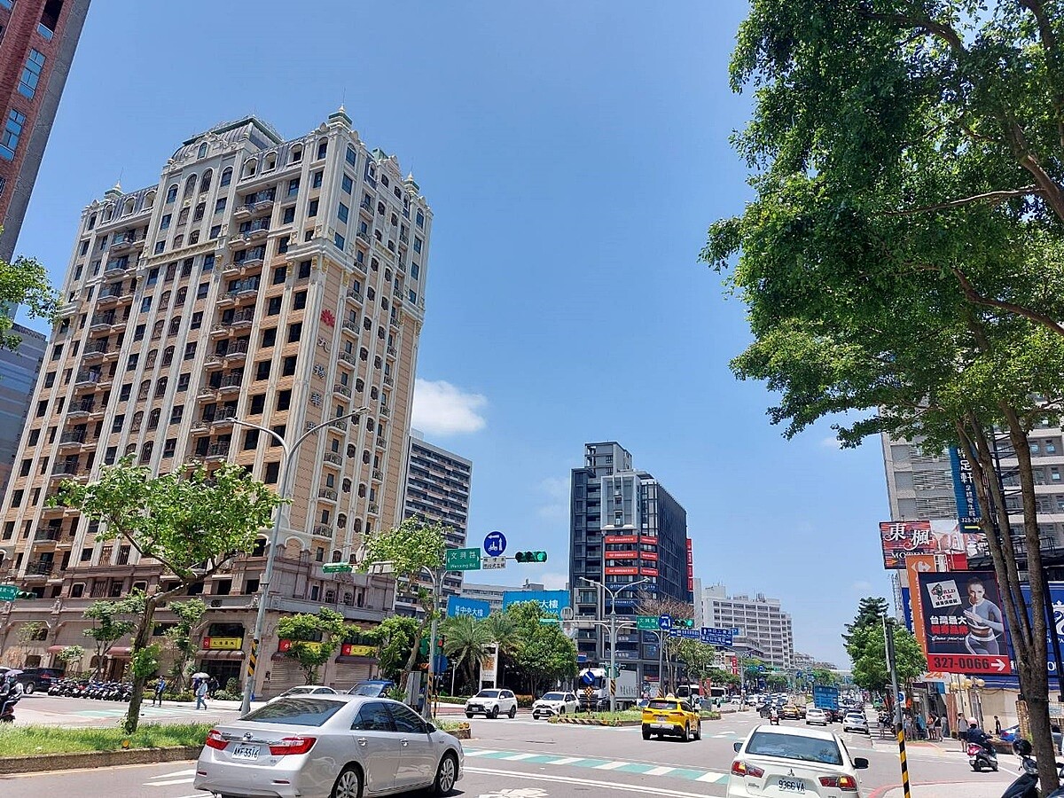 林口房市被打到「2客群急閃避」!人口暴衝殺入前五 A8長庚醫院商圈區域涵蓋長庚醫院周邊、上龜山舊市區及林口新市鎮交界,近年都有收入頗高的醫師在該區域買房,且財務能力佳,看到很喜歡的物件仍加價買下。圖/好房網News記者林和謙/攝