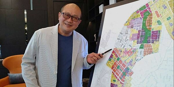 中華民國不動產代銷公會聯合會理事長謝坤成指出,預期7月之後短期投資轉售會暫時觀望或收手,未來房市將回歸剛需基本面。圖/曾麗芳