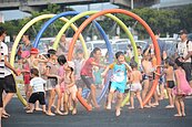 大佳河濱兒童戲水區睽違2年回歸！6／10日開玩　每天「這3時段」噴水
