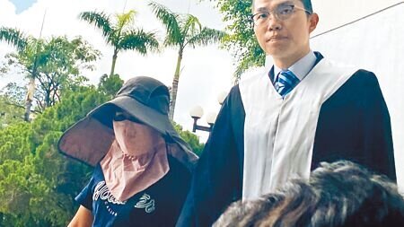 台中檢方8日再度傳喚5億高中生的母親賴母。(馮惠宜攝)