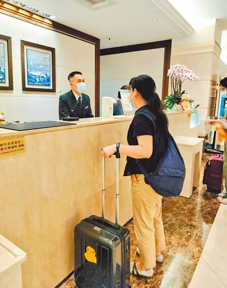 
全民暑假瘋出國，台灣國旅市場受衝擊，許多飯店業者發現6月訂房率不如往年同期。（程炳璋攝）

