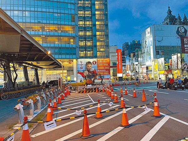 桃園市水務局斥資3700萬改善桃園區復興路淹水情形。（桃園市水務局提供／賴佑維桃園傳真）