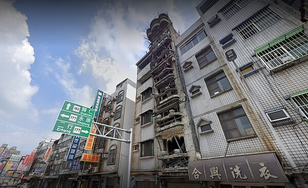 無限輪迴?台南怪怪屋違建長到7樓高 50年蓋不完、拆不掉 台南怪怪屋屋主蓋50年未完工,7層樓高違建8年前喊拆至今未果。圖/截自Google Map