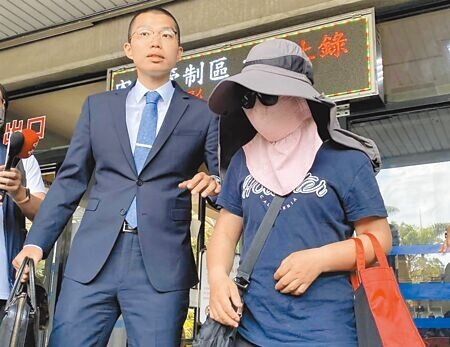 賴母委託律師許哲維提出6項疑點,盼能早日獲解答。(本報資料照片)